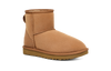 Ugg Bota clásica Mini II